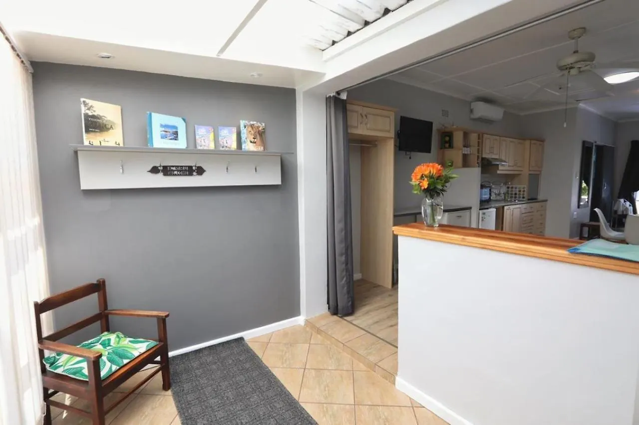 Caesar'S Self-Catering Open Plan Suite Somerset West 0*,  South Africa