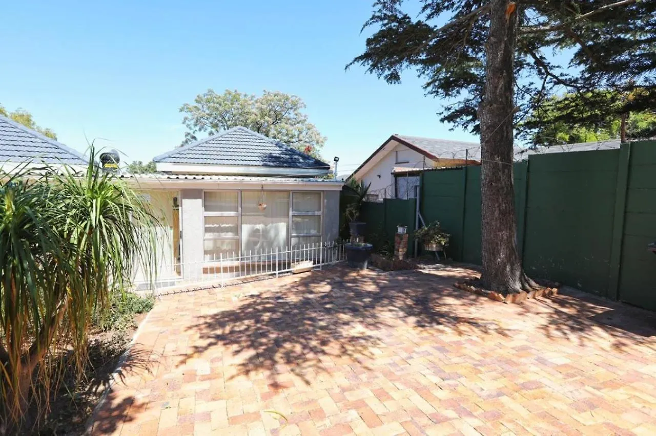 Apartment Caesar'S Self-Catering Open Plan Suite Somerset West